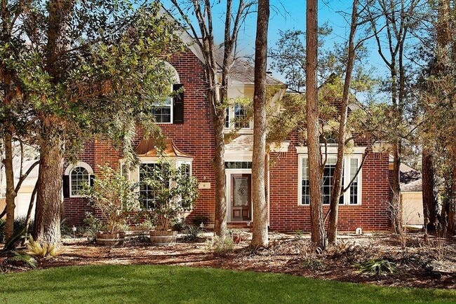 Building Photo - 6 Thornbush Pl