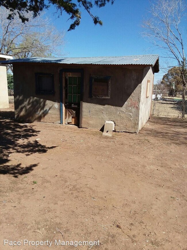 Building Photo - 3 br, 1 bath House - 4412 Morning DR