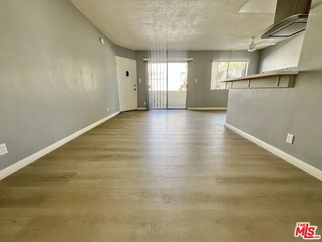 Foto del edificio - 1426 Orange Grove Ave