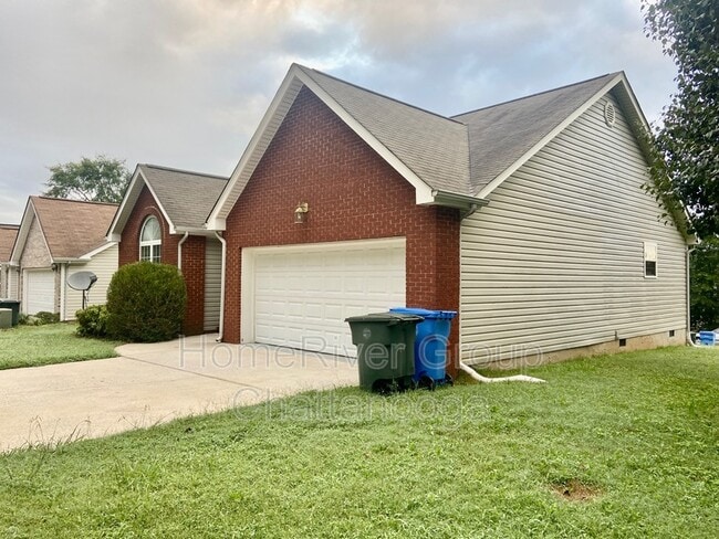 Building Photo - 7100 Tyner Crossing Dr