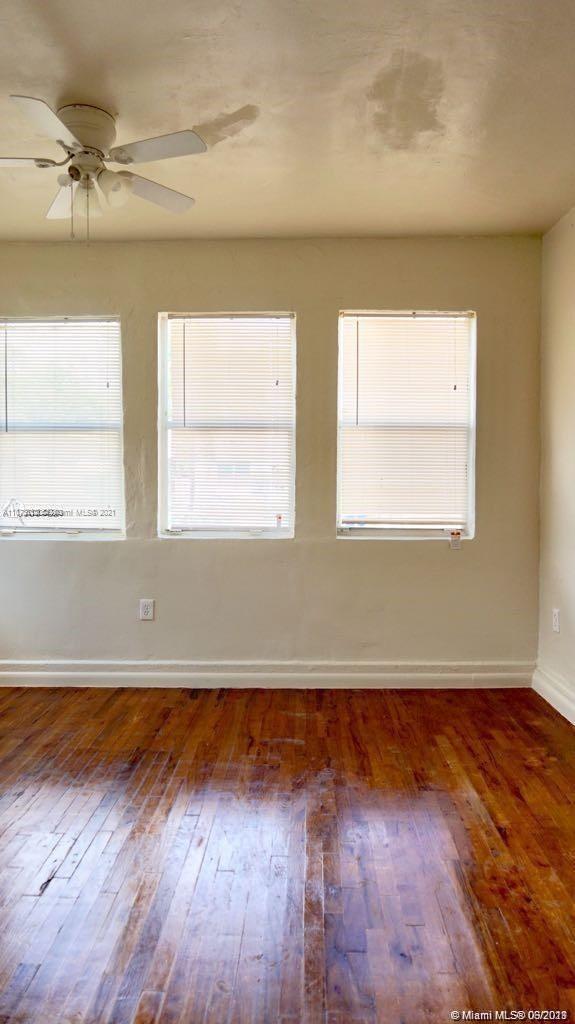 Building Photo - 1060 NW 47th St