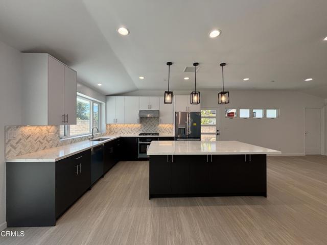 Foto del edificio - 2230 Sherwood Pl