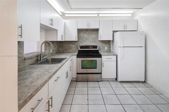 Building Photo - 11905 NE 2nd Ave