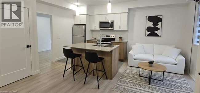 Building Photo - 31 Mill St