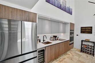 Building Photo - 7744 Collins Ave