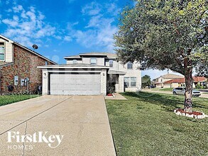 Building Photo - 5423 Montague Ln