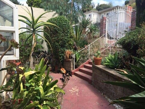 Foto del edificio - 8653 Thermal St