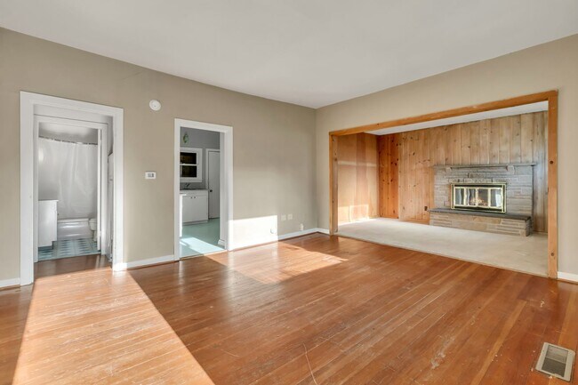 Foto del edificio - Charming 2-Bedroom Home in Steilacoom