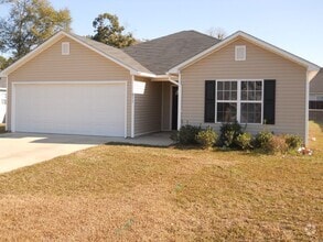 Building Photo - 817 Summer Ln