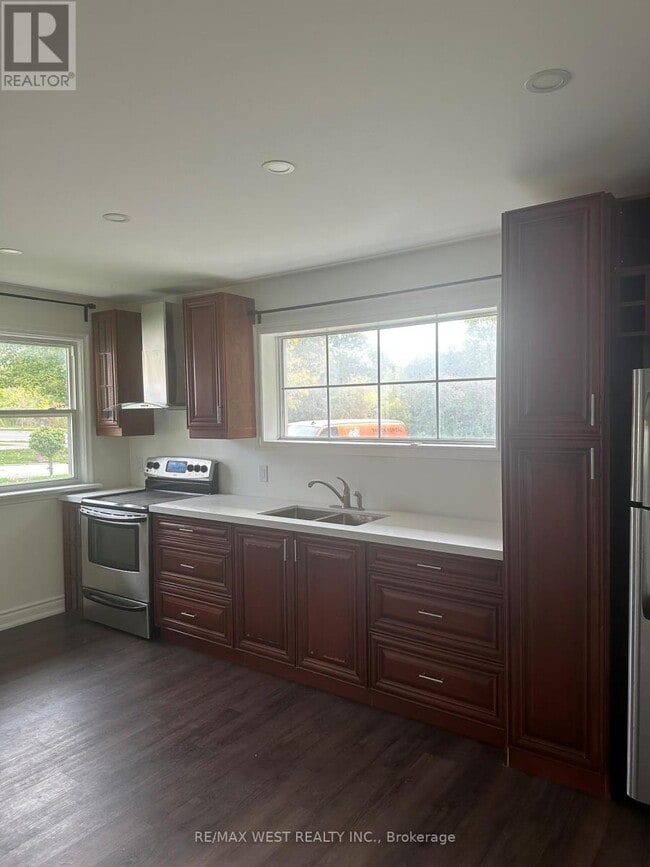 Building Photo - 6398 Kingston Rd