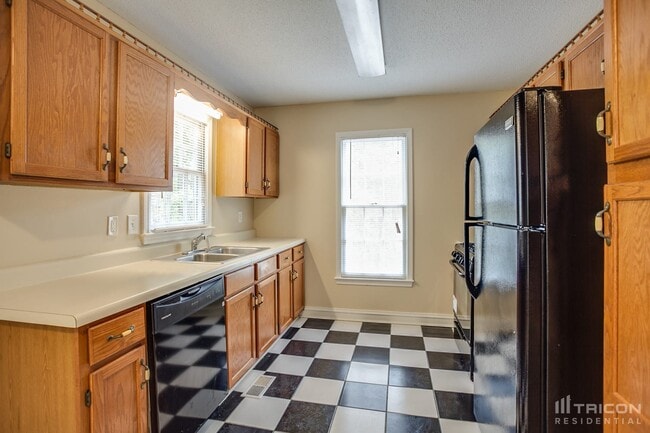 Building Photo - 69 Peach Crossing Dr