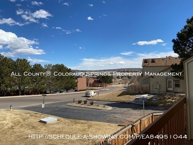 Building Photo - 6837 Goldcrest Ct