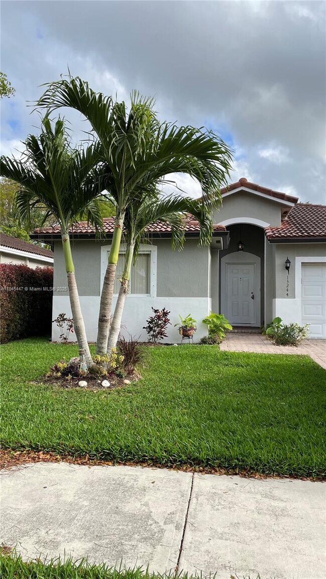 Building Photo - 13244 SW 283rd Terrace