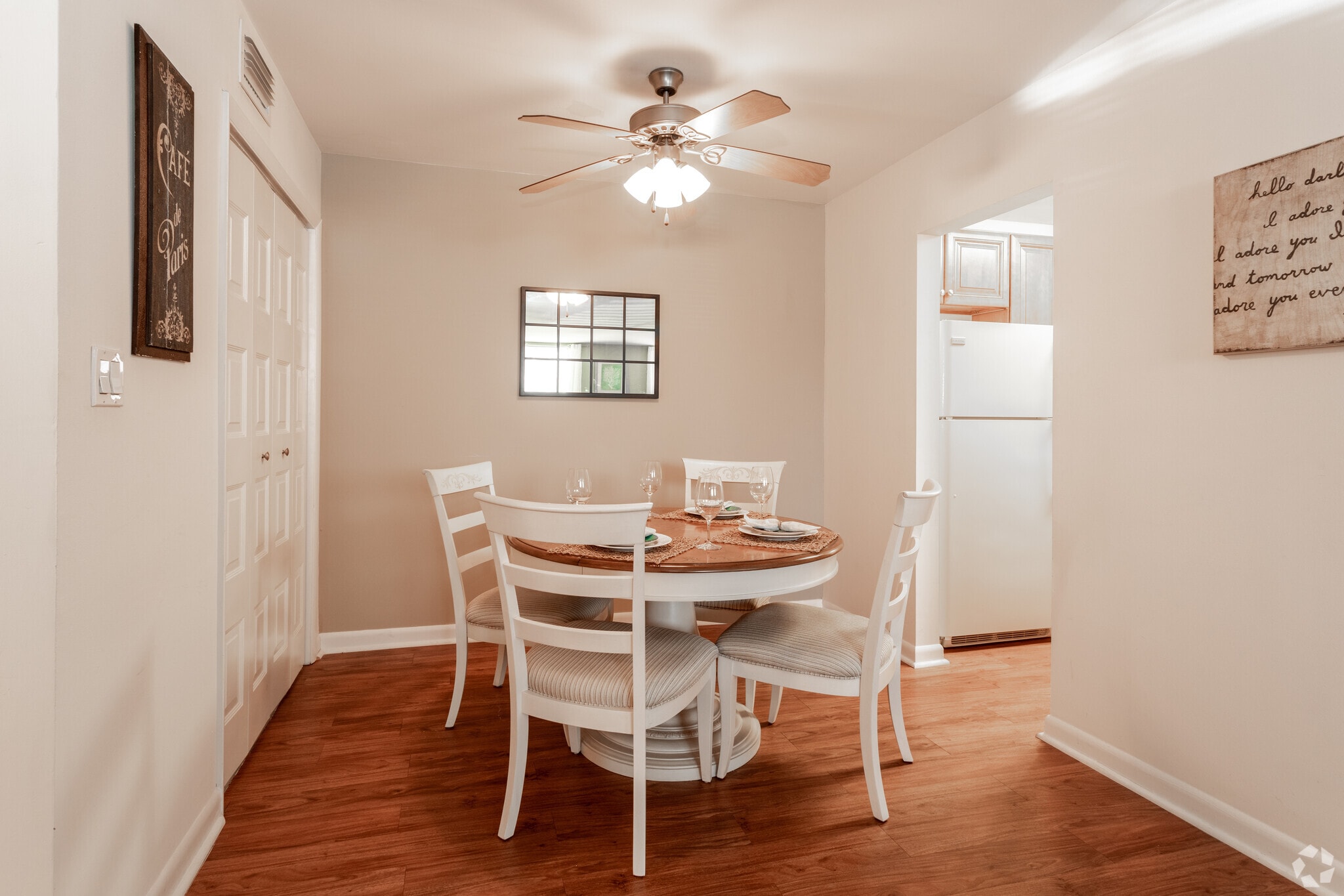 Lafayette Towers Apartments photo 2