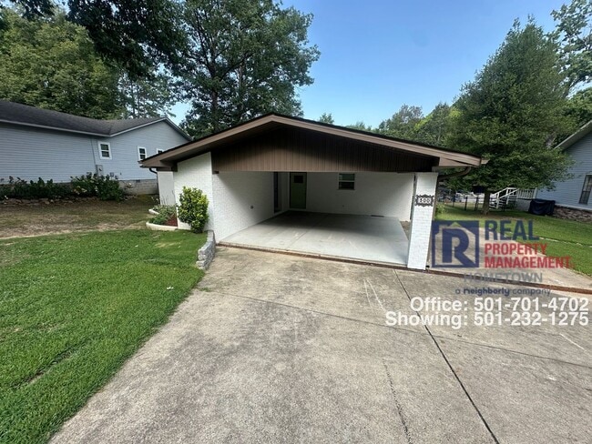 Building Photo - 300 W Mountain View Dr