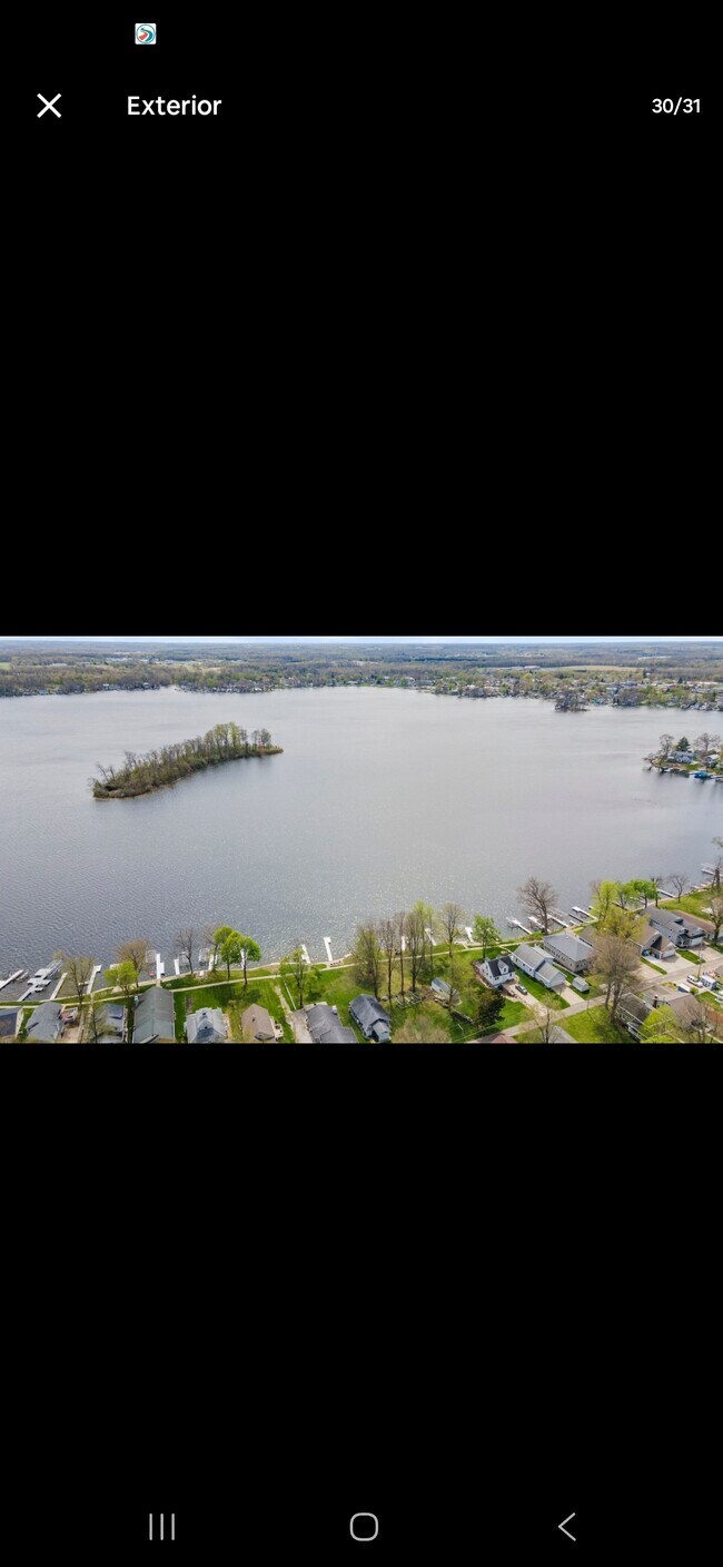 Foto del edificio - 8385 E Wade Ln