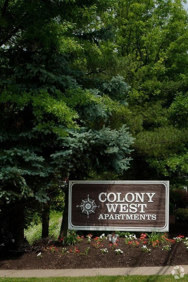 Building Photo - Colony West Apartments