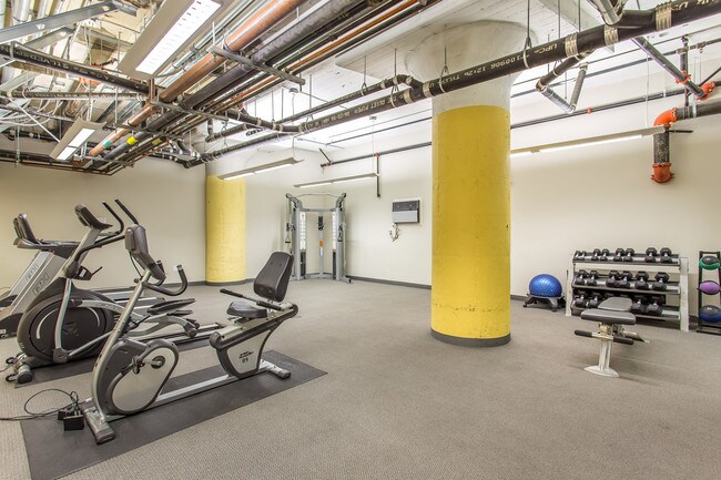 Building Photo - 200 N San Fernando Rd