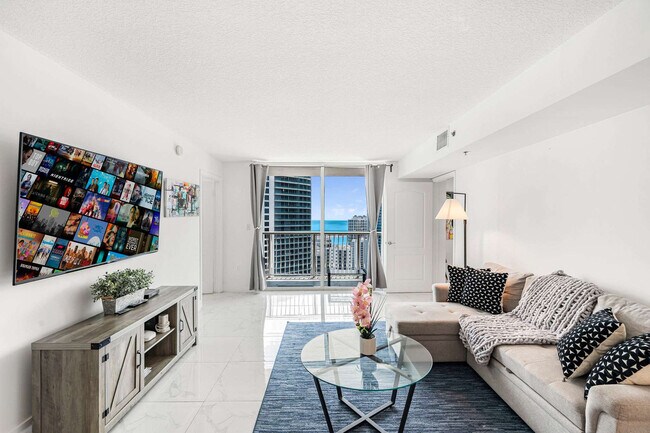 Foto del edificio - 1200 Brickell Bay Dr