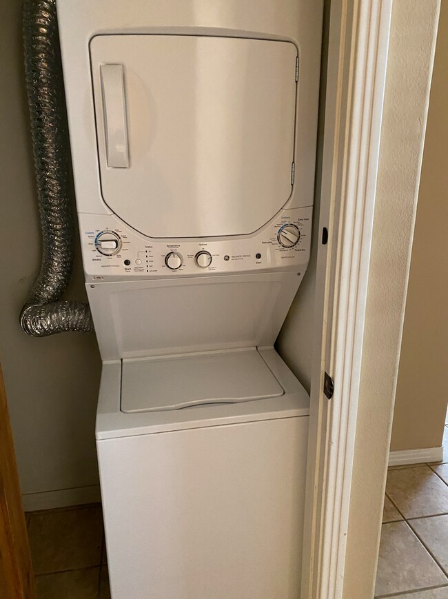 Foto del edificio - Little Italy Oceanview Corner Suite