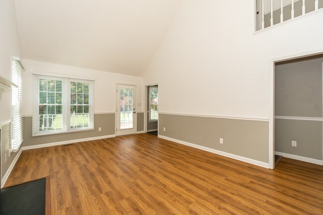 Building Photo - 4948 Harbour Towne Dr