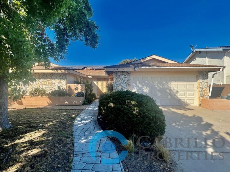 Foto principal - 6443 Lance Ct
