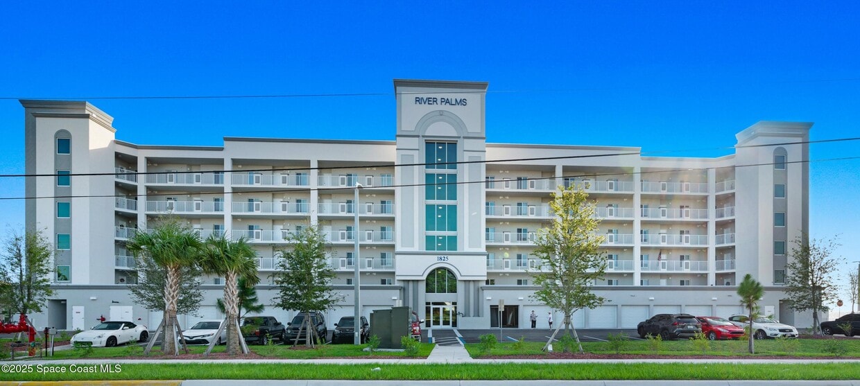 Primary Photo - 1825 Riverside Dr