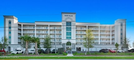 Building Photo - 1825 Riverside Dr