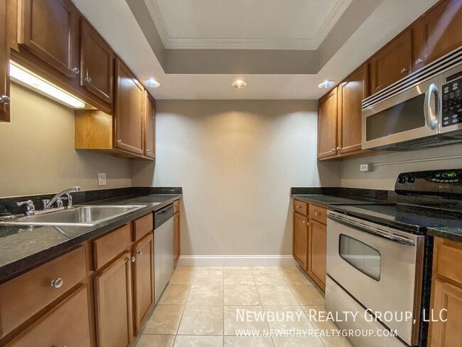 Building Photo - 530 N Main St