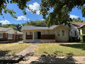 Building Photo - 1126 Pioneer Dr
