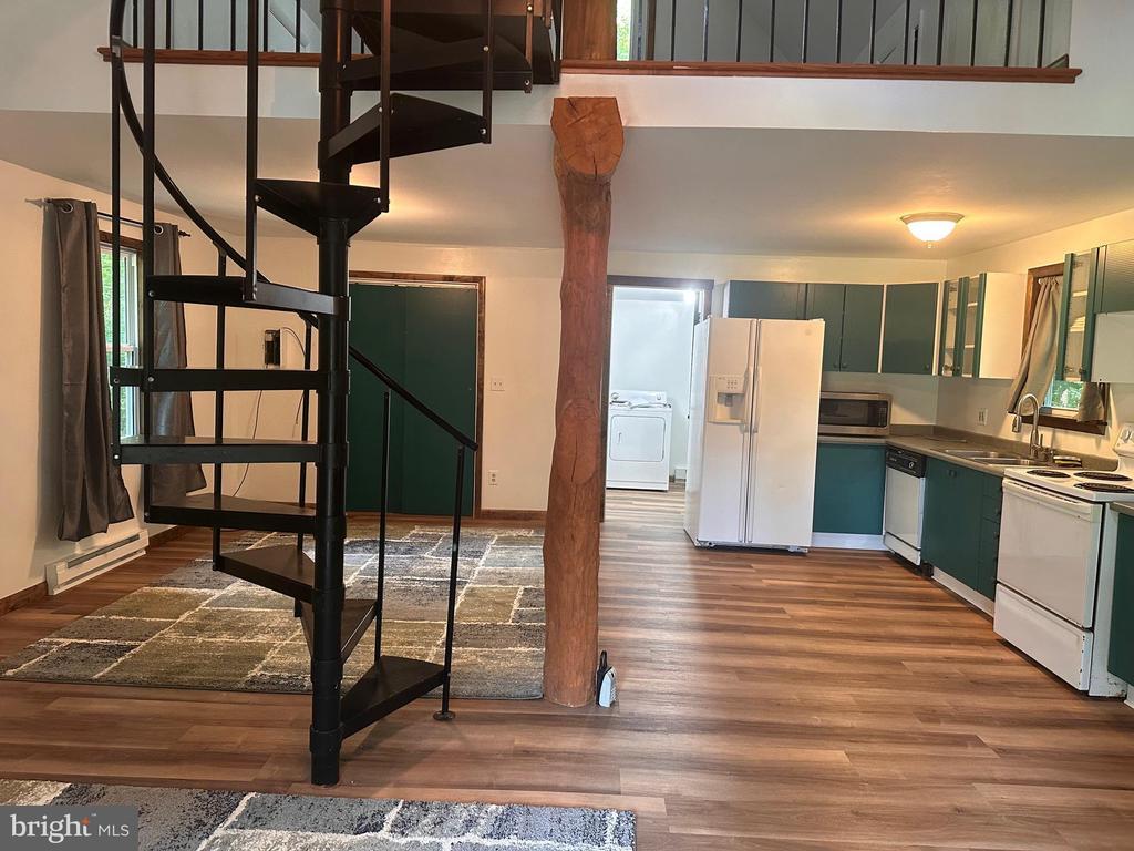 Foto principal - 13290 Scott Rd