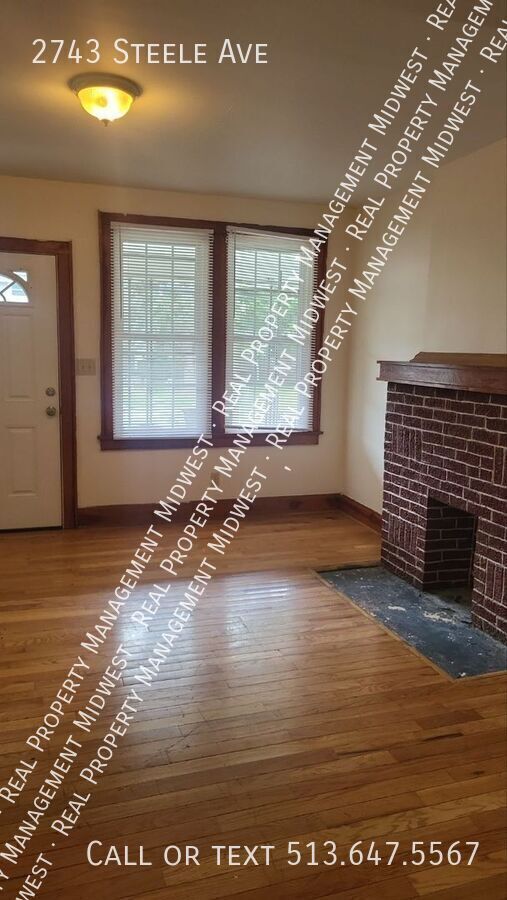 Building Photo - 2743 Steele Ave