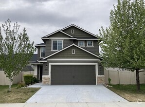 Building Photo - 625 N Oxwich Ave