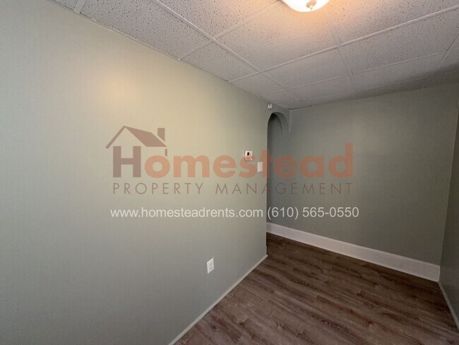 Foto del edificio - 1223 Leiper St