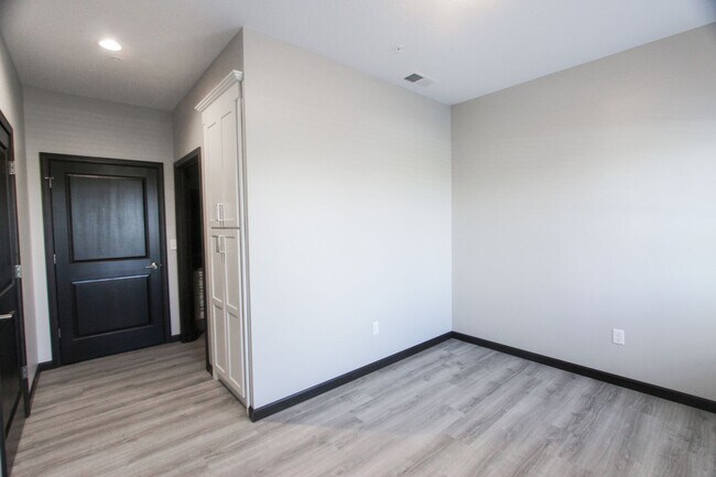 Foto del edificio - New! Beautiful 1 Bed, 1 Bath Apartment in ...