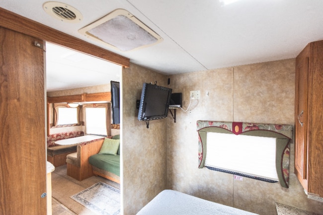 Building Photo - 8875 Calle De Brazito