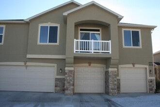 Building Photo - 4719 Wagon Train Dr