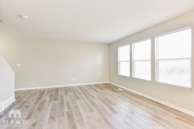 Building Photo - 42 E 850 S