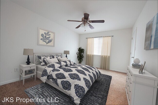 Foto del edificio - 1550 N Washington St