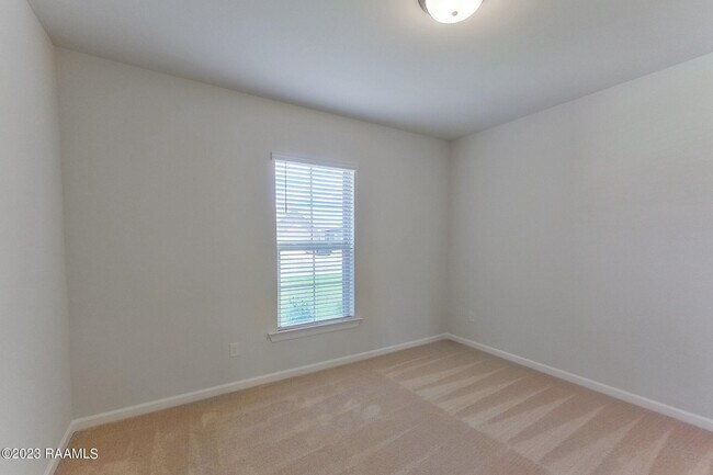 Building Photo - 121 Alpine Meadows Ln