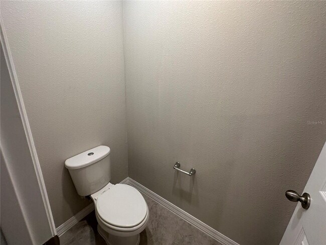 Foto del edificio - New 3 Bed, 2.5 Bath Townhouse in Davenport FL 33896.