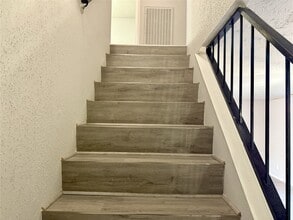 Building Photo - 12715 Middlesbrough Ln