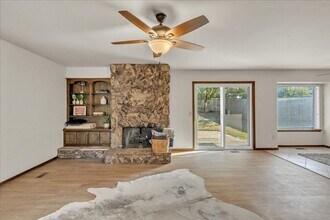 Building Photo - 905 Garden Grove