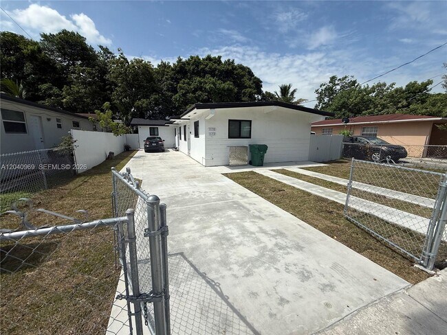 Foto del edificio - 1170 NW 25th St
