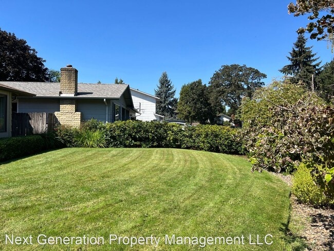 Building Photo - 3 br, 1 bath House - 1167 Sequoia Ave.