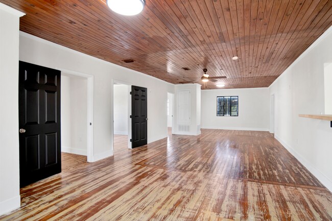 Foto del edificio - 4117 Barrancas Ave