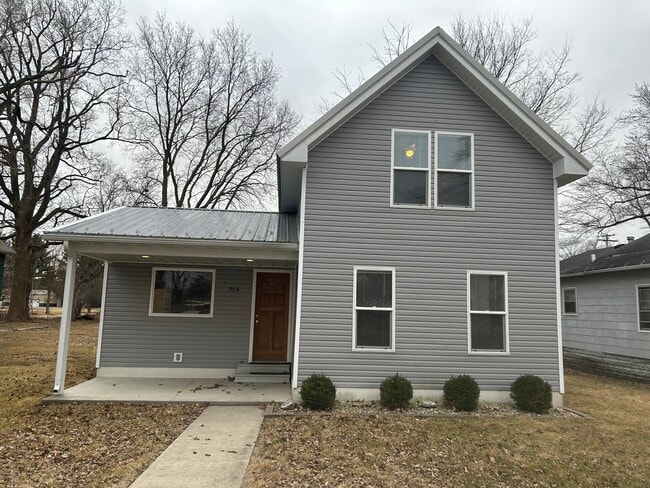 Building Photo - 304 Orchard St