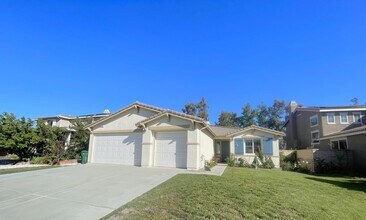 Building Photo - 1290 Estancia St