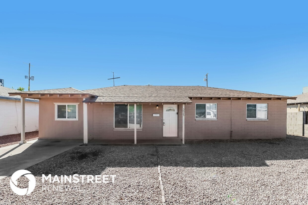Foto principal - 5025 W MacKenzie Dr