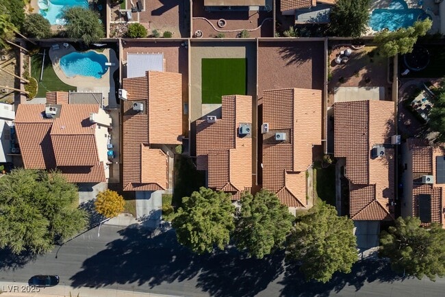 Building Photo - 86 Quiet Desert Ln